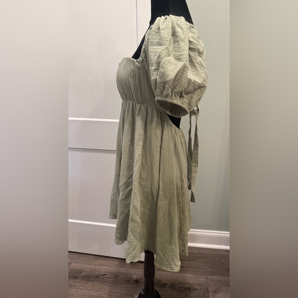 Princess Polly LET'S DANCE MINI DRESS SAGE 100% cotton puff sleeve - Picture 6 of 12